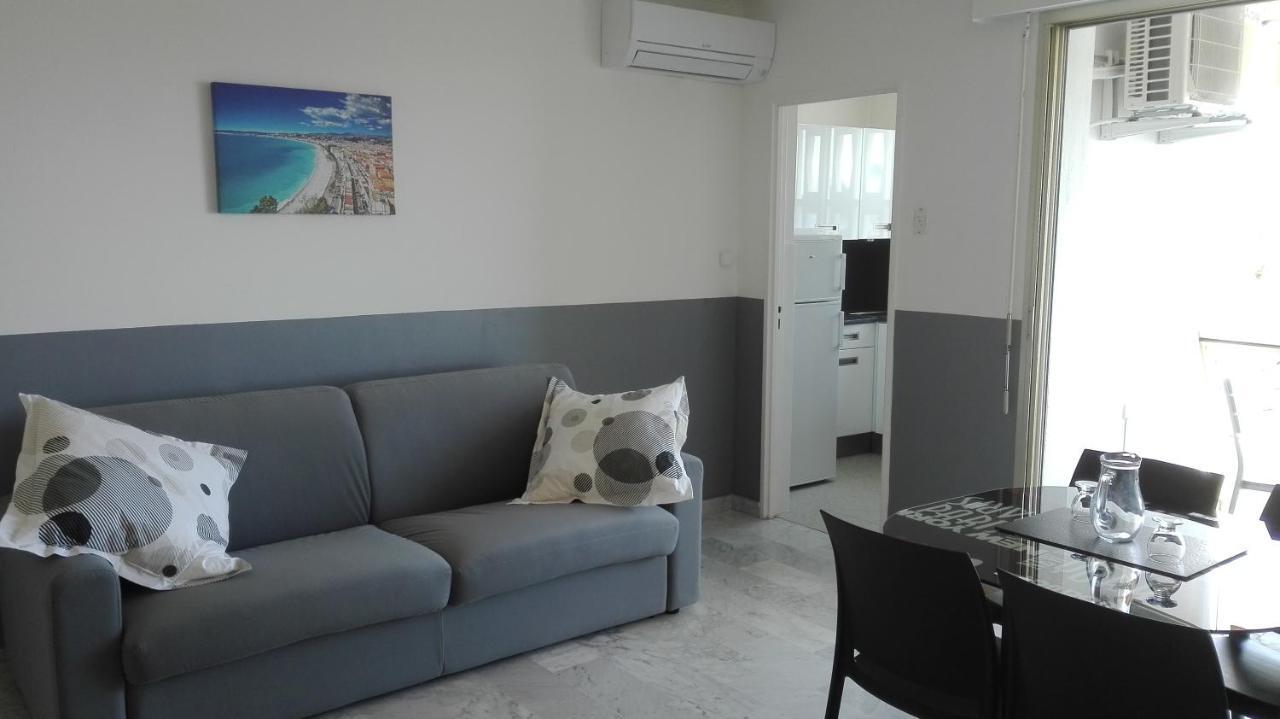 גולף-ז'ואן Grand Studio Climatise En Bord De Mer Avec Parking Securise מראה חיצוני תמונה